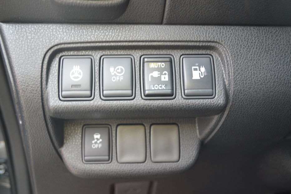 Продам Nissan Leaf +Webasto 2014 года в Одессе