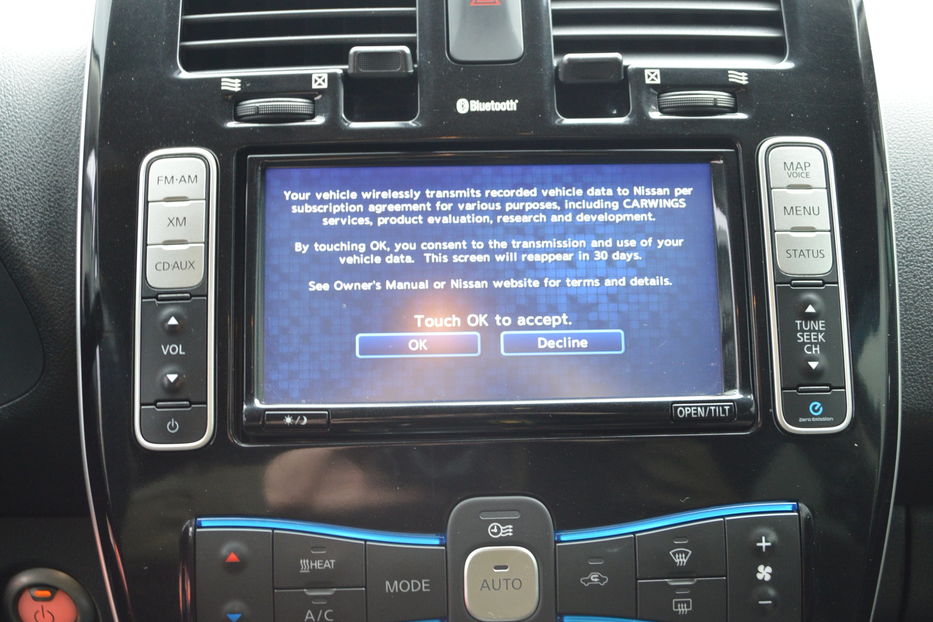 Продам Nissan Leaf +Webasto 2014 года в Одессе