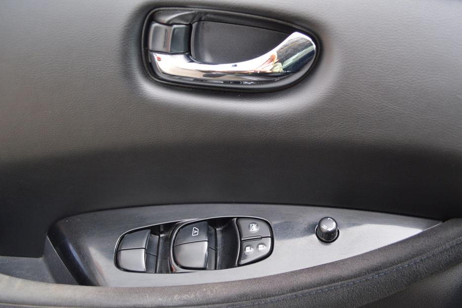 Продам Nissan Leaf +Webasto 2014 года в Одессе