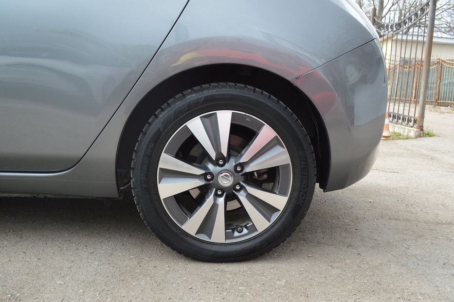 Продам Nissan Leaf +Webasto 2014 года в Одессе