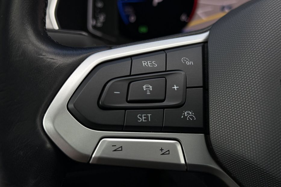 Продам Volkswagen Passat B8 2.0TDI 150к.с. ПАНОРАМА,КАМЕРА 2021 года в Львове