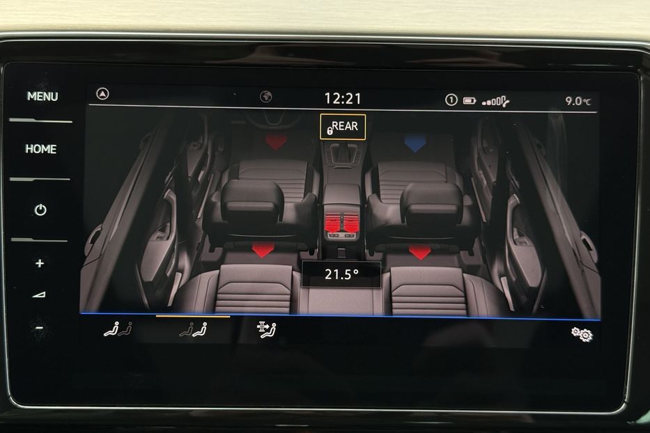 Продам Volkswagen Passat B8 2.0TDI 150к.с. ПАНОРАМА,КАМЕРА 2021 года в Львове