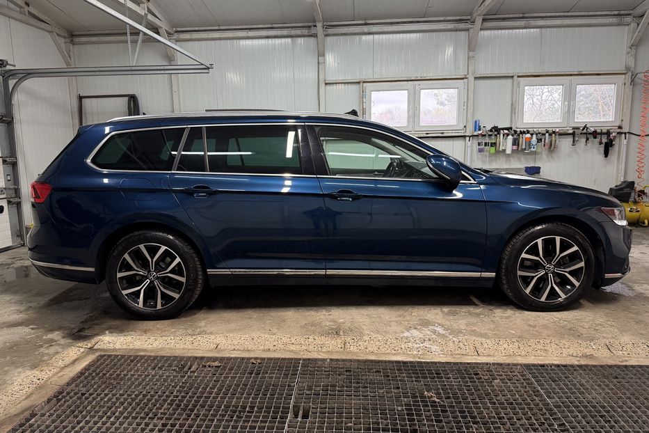 Продам Volkswagen Passat B8 2.0TDI 150к.с. ПАНОРАМА,КАМЕРА 2021 года в Львове