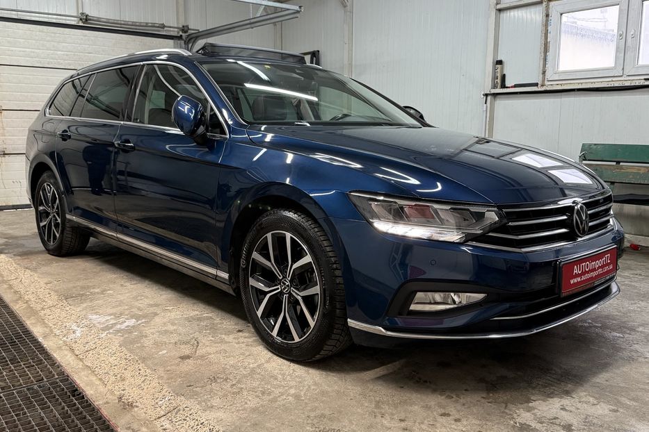 Продам Volkswagen Passat B8 2.0TDI 150к.с. ПАНОРАМА,КАМЕРА 2021 года в Львове