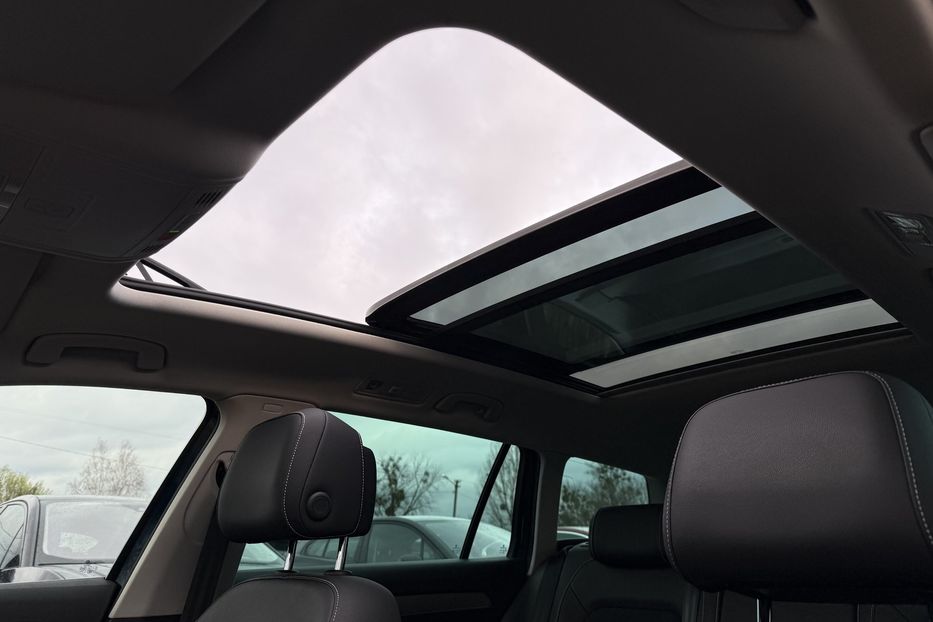 Продам Volkswagen Passat B8 2.0TDI 150к.с. ПАНОРАМА,КАМЕРА 2021 года в Львове