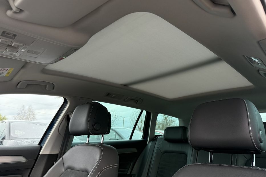 Продам Volkswagen Passat B8 2.0TDI 150к.с. ПАНОРАМА,КАМЕРА 2021 года в Львове