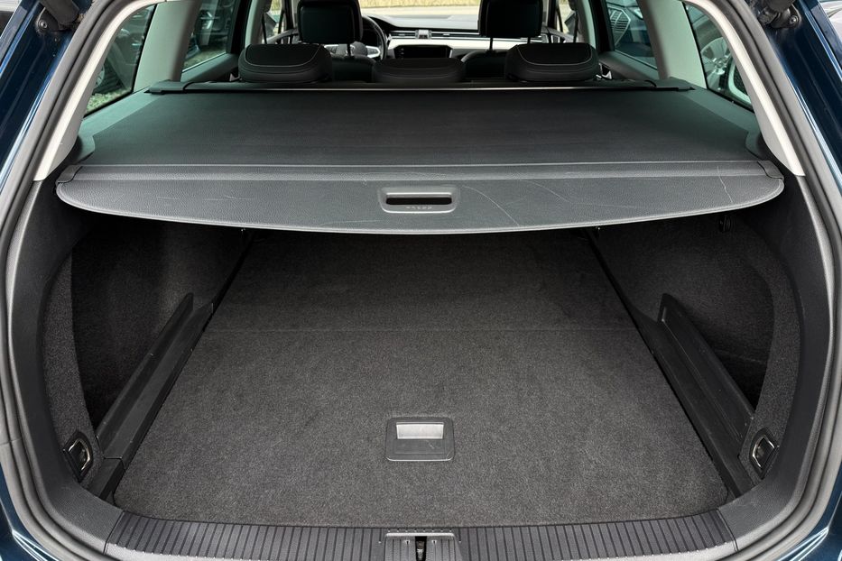 Продам Volkswagen Passat B8 2.0TDI 150к.с. ПАНОРАМА,КАМЕРА 2021 года в Львове