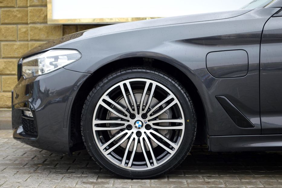 Продам BMW 530 PHEV 2017 года в Одессе