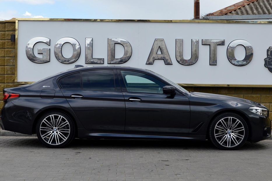 Продам BMW 530 PHEV 2017 года в Одессе