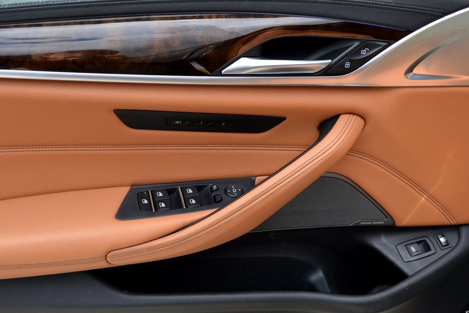 Продам BMW 530 PHEV 2017 года в Одессе