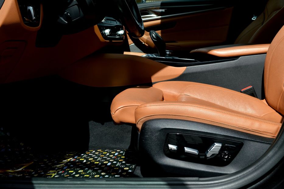 Продам BMW 530 PHEV 2017 года в Одессе