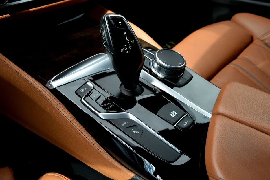 Продам BMW 530 PHEV 2017 года в Одессе