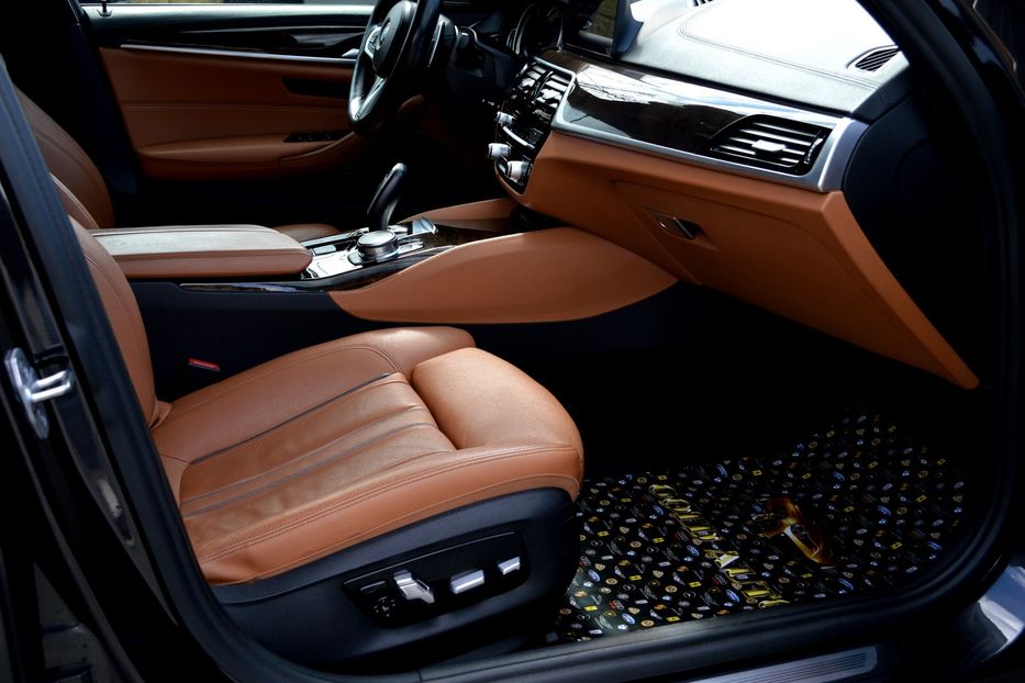 Продам BMW 530 PHEV 2017 года в Одессе