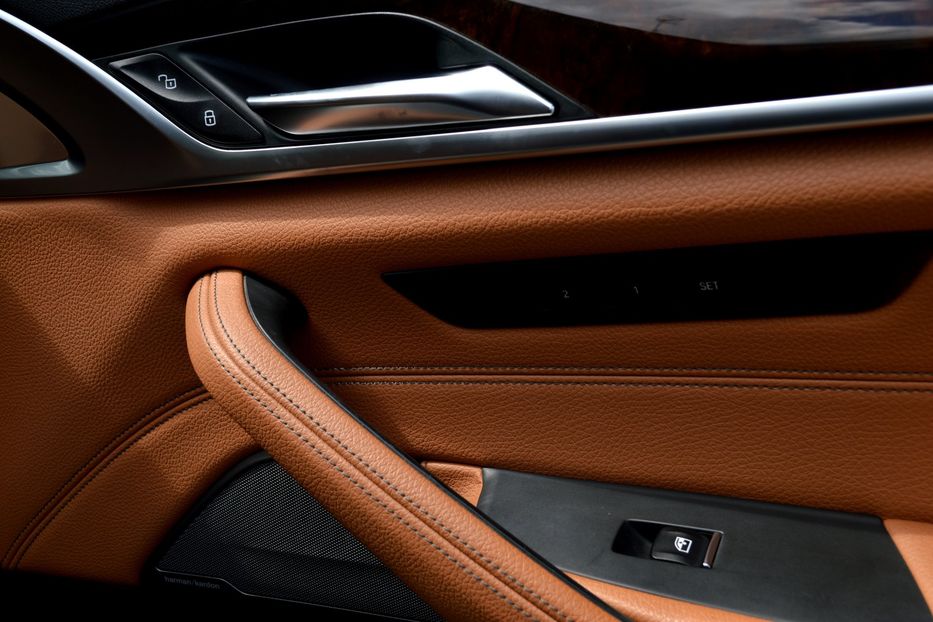 Продам BMW 530 PHEV 2017 года в Одессе