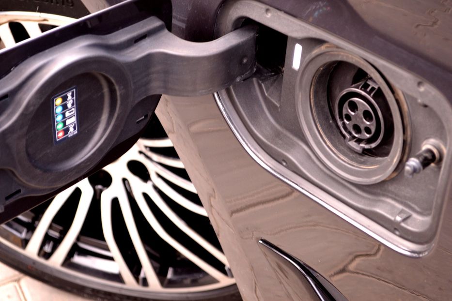 Продам BMW 530 PHEV 2017 года в Одессе