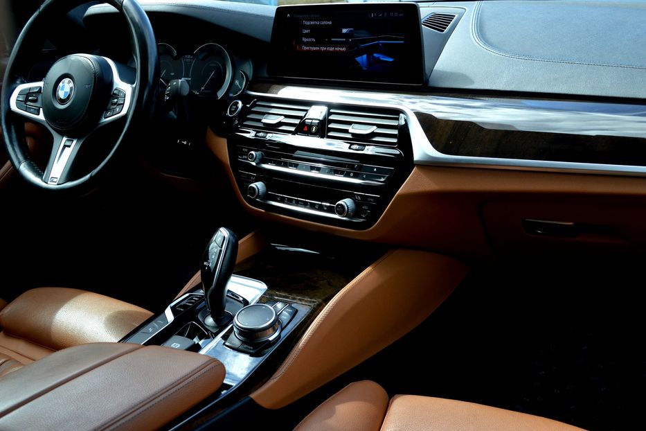 Продам BMW 530 PHEV 2017 года в Одессе