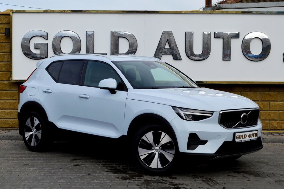 Продам Volvo XC60 XC40 MHEV 2026 года в Одессе