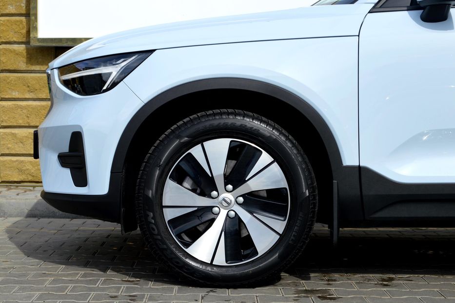 Продам Volvo XC60 XC40 MHEV 2026 года в Одессе