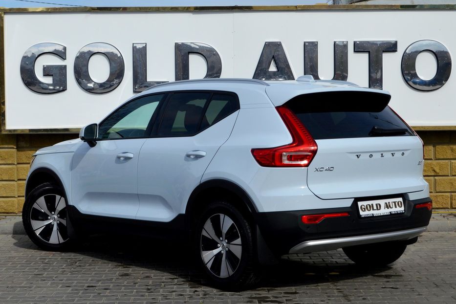 Продам Volvo XC60 XC40 MHEV 2026 года в Одессе