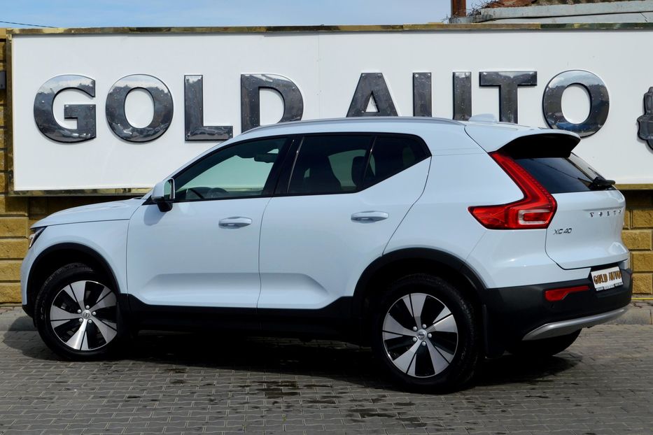 Продам Volvo XC60 XC40 MHEV 2026 года в Одессе