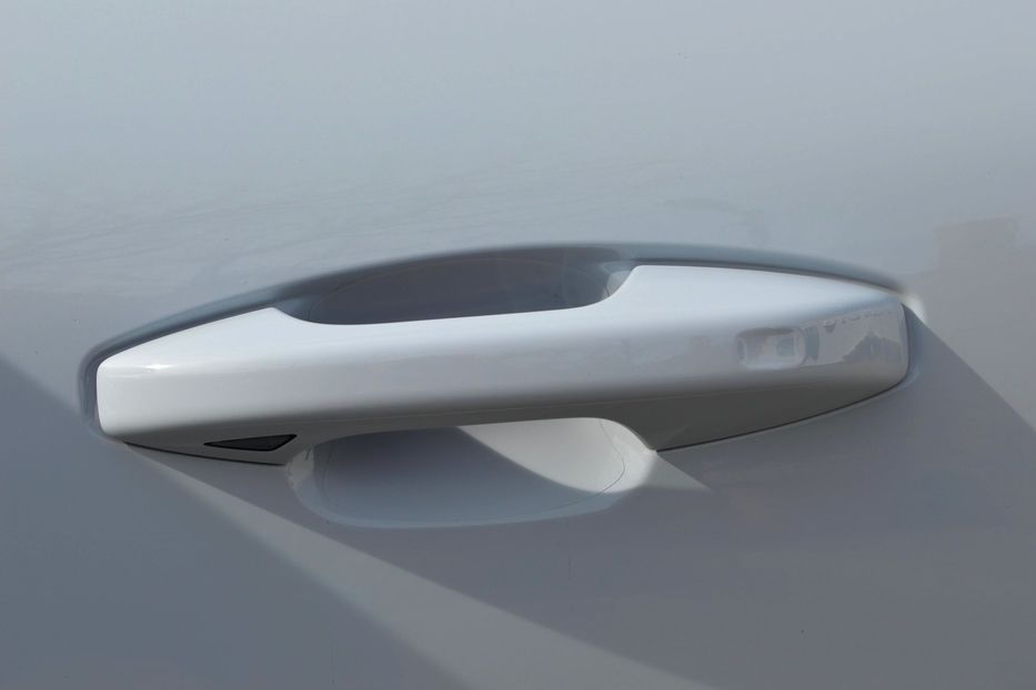 Продам Volvo XC60 XC40 MHEV 2026 года в Одессе