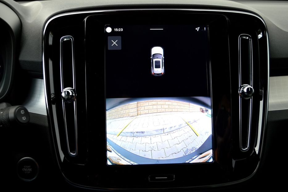 Продам Volvo XC60 XC40 MHEV 2026 года в Одессе