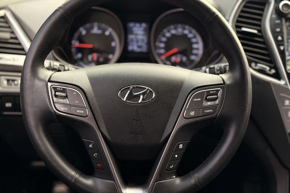 Продам Hyundai Santa FE 2.0 T-GDi AT (264 к.с.) 2013 года в Киеве