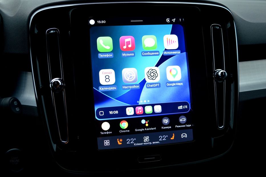 Продам Volvo XC60 XC40 MHEV 2026 года в Одессе