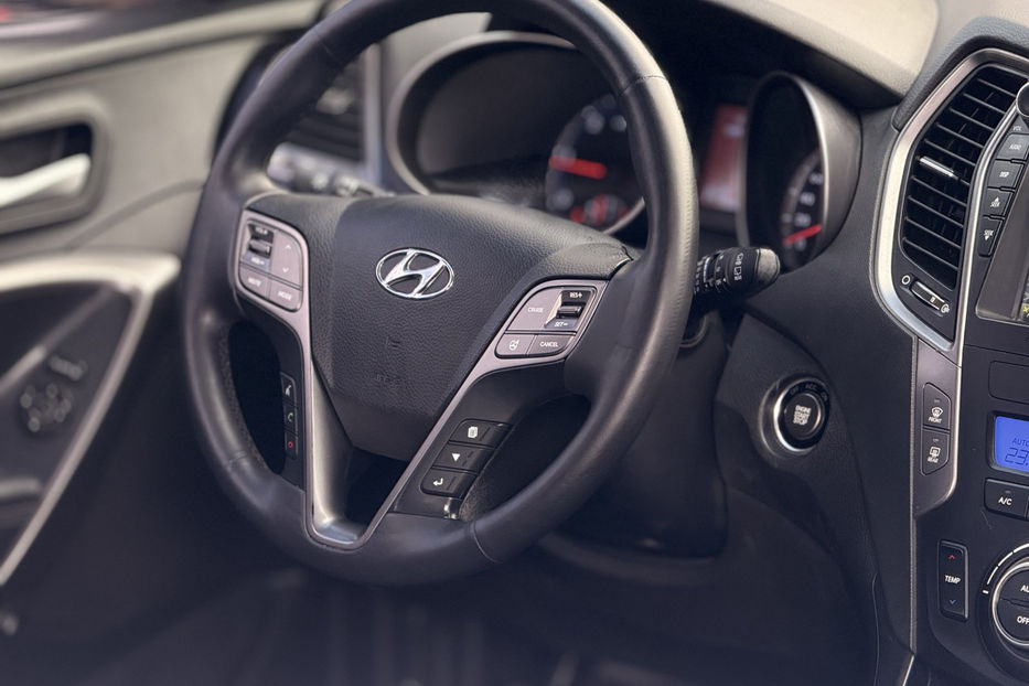 Продам Hyundai Santa FE 2.0 T-GDi AT (264 к.с.) 2013 года в Киеве
