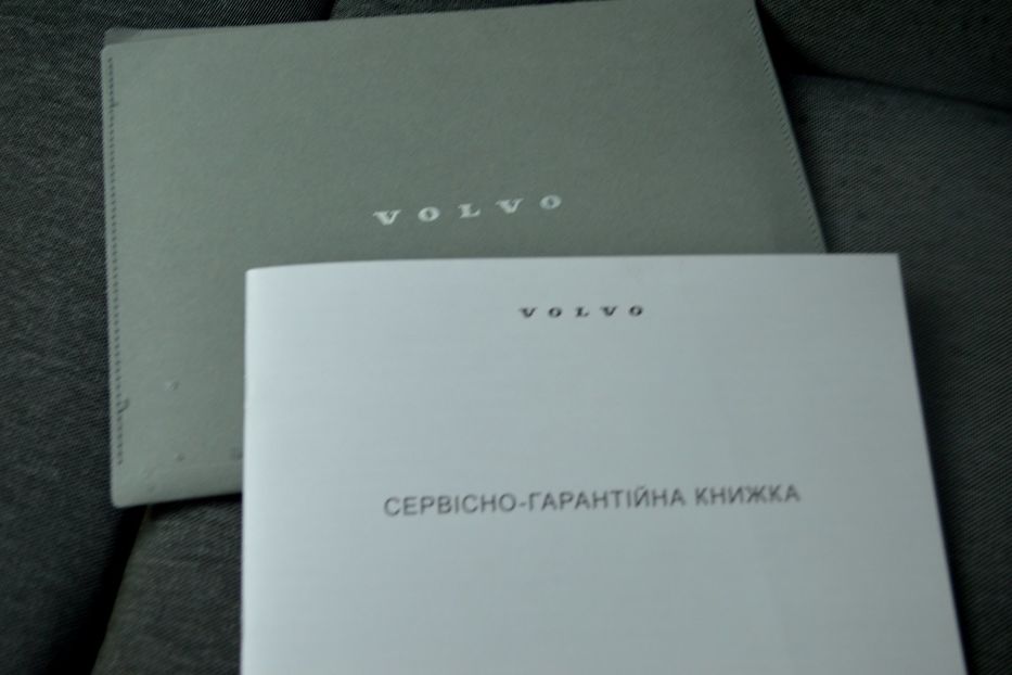 Продам Volvo XC60 XC40 MHEV 2026 года в Одессе