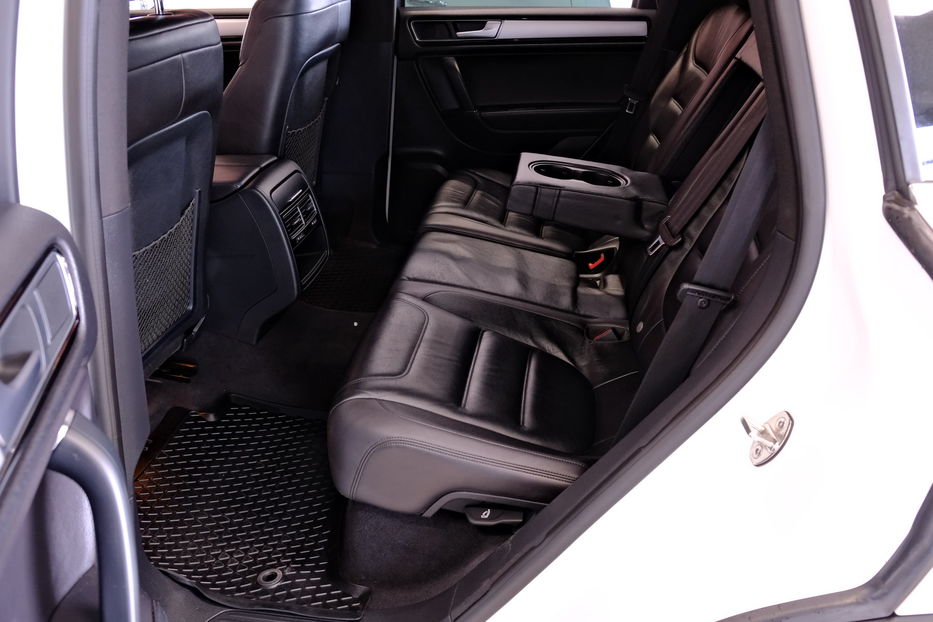 Продам Volkswagen Touareg 2017 года в Одессе