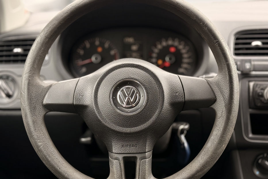 Продам Volkswagen Polo 2011 года в Киеве