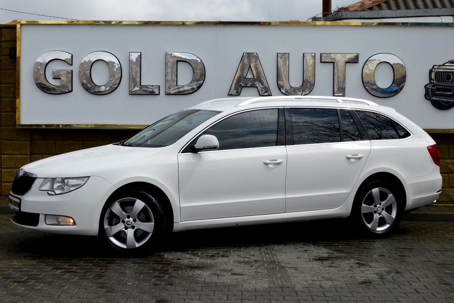 Продам Skoda Superb 2011 года в Одессе