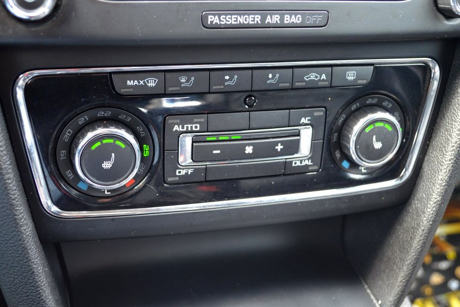 Продам Skoda Superb 2011 года в Одессе