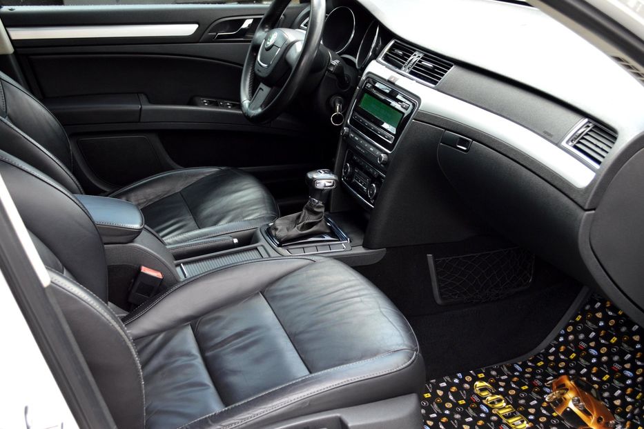 Продам Skoda Superb 2011 года в Одессе