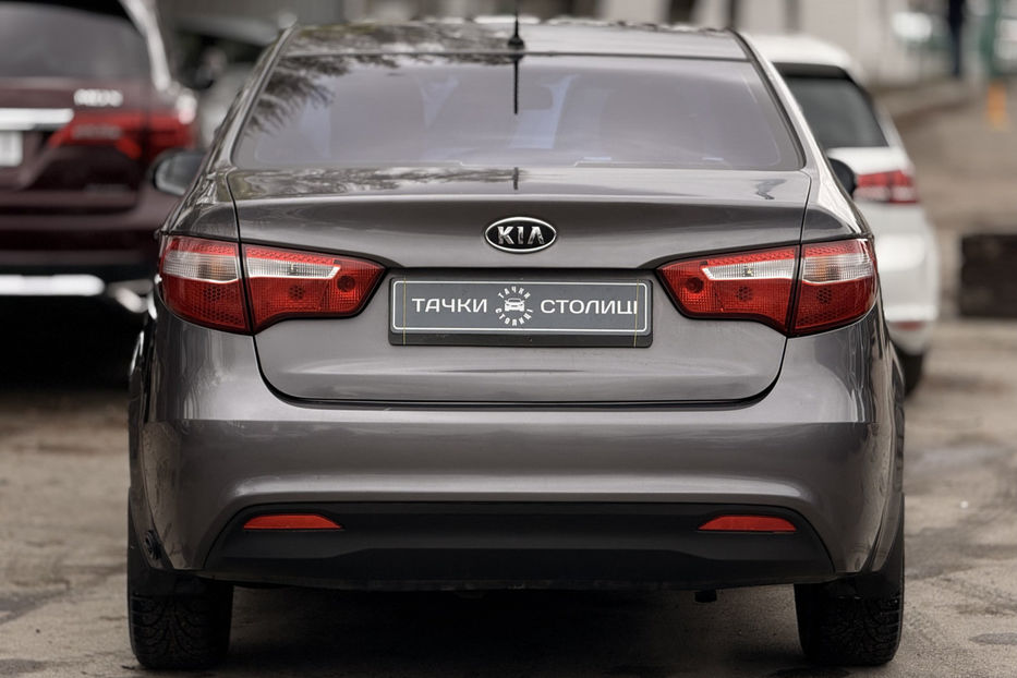 Продам Kia Rio 2012 года в Киеве