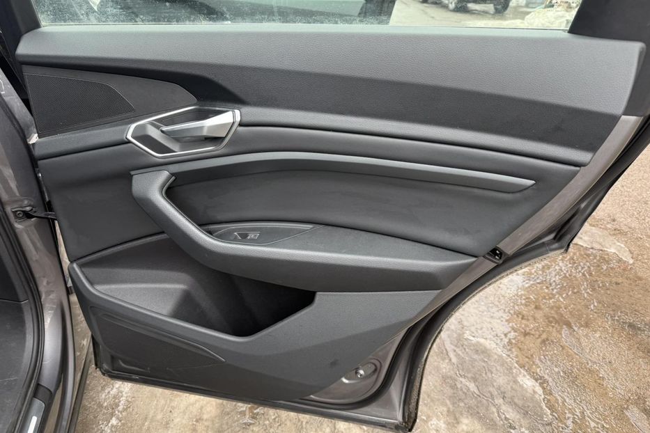 Продам Audi E-Tron 95 KWH, vin 4960 2020 года в Житомире