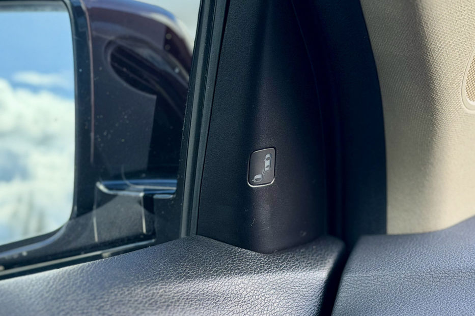 Продам Acura MDX 3.5 AT (290 к.с.) SH-AWD 2017 года в Киеве