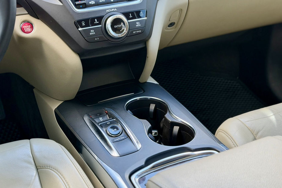 Продам Acura MDX 3.5 AT (290 к.с.) SH-AWD 2017 года в Киеве