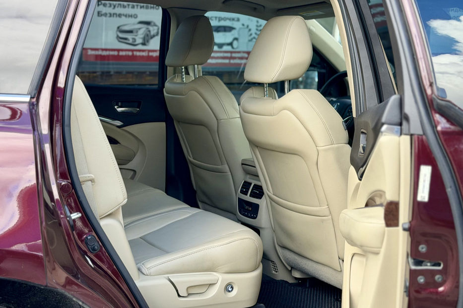 Продам Acura MDX 3.5 AT (290 к.с.) SH-AWD 2017 года в Киеве
