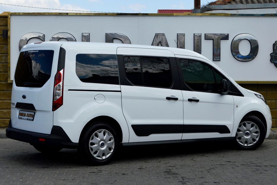 Продам Ford Tourneo Connect пасс. 2017 года в Одессе