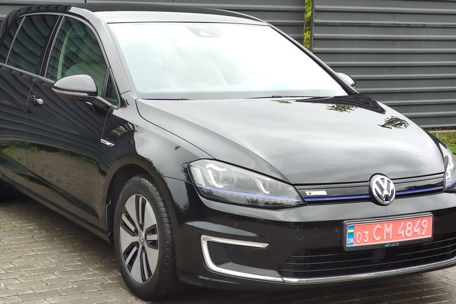 Продам Volkswagen e-Golf 24 кВт. 2015 года в Львове