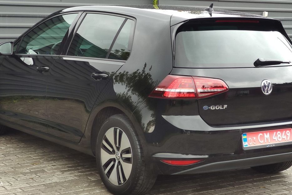 Продам Volkswagen e-Golf 24 кВт. 2015 года в Львове