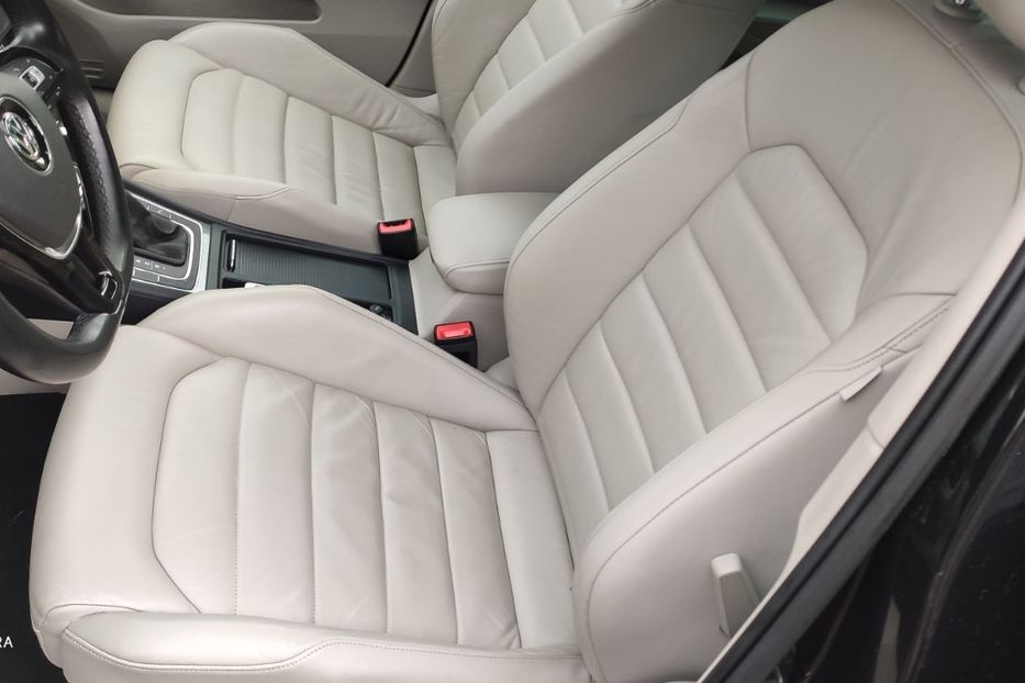 Продам Volkswagen e-Golf 24 кВт. 2015 года в Львове