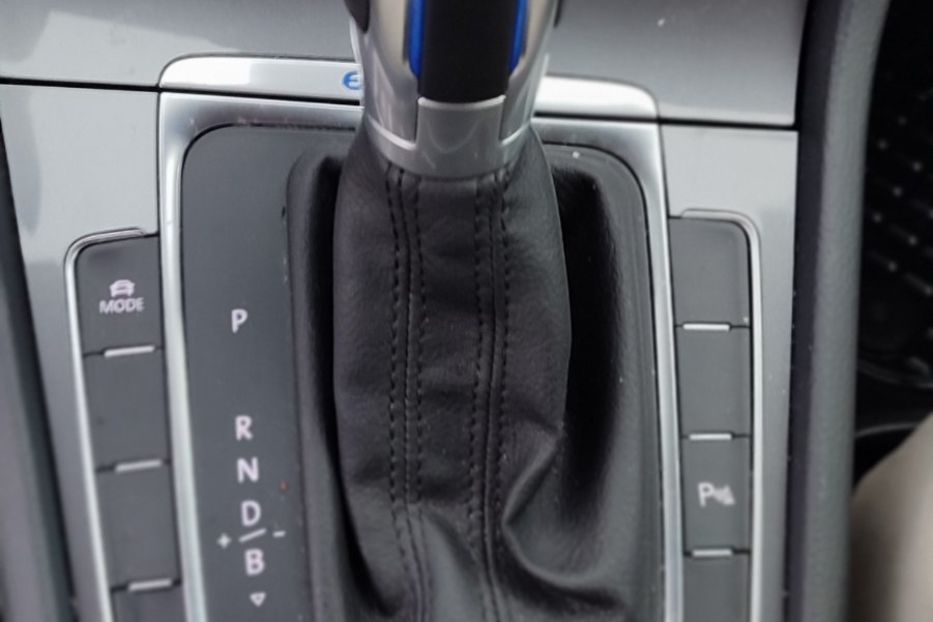 Продам Volkswagen e-Golf 24 кВт. 2015 года в Львове