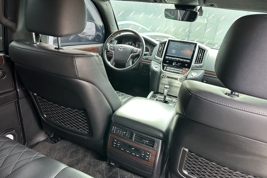 Продам Toyota Land Cruiser 200 B7 AURUM 2018 года в Киеве