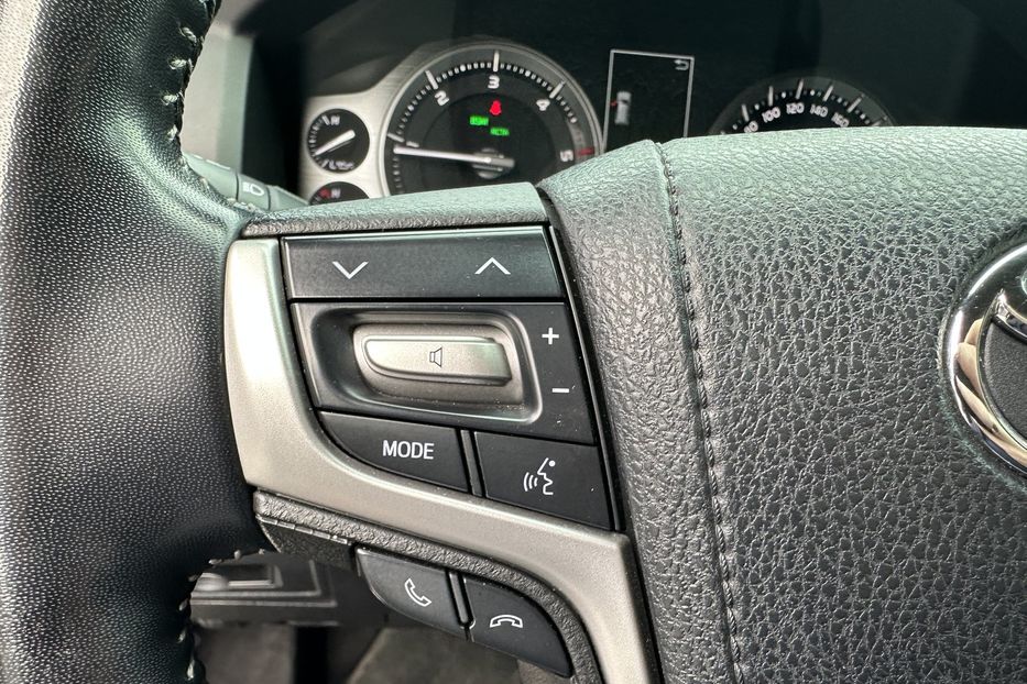 Продам Toyota Land Cruiser 200 B7 AURUM 2018 года в Киеве