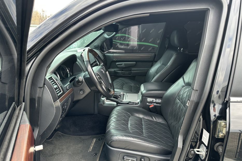 Продам Toyota Land Cruiser 200 B7 AURUM 2018 года в Киеве