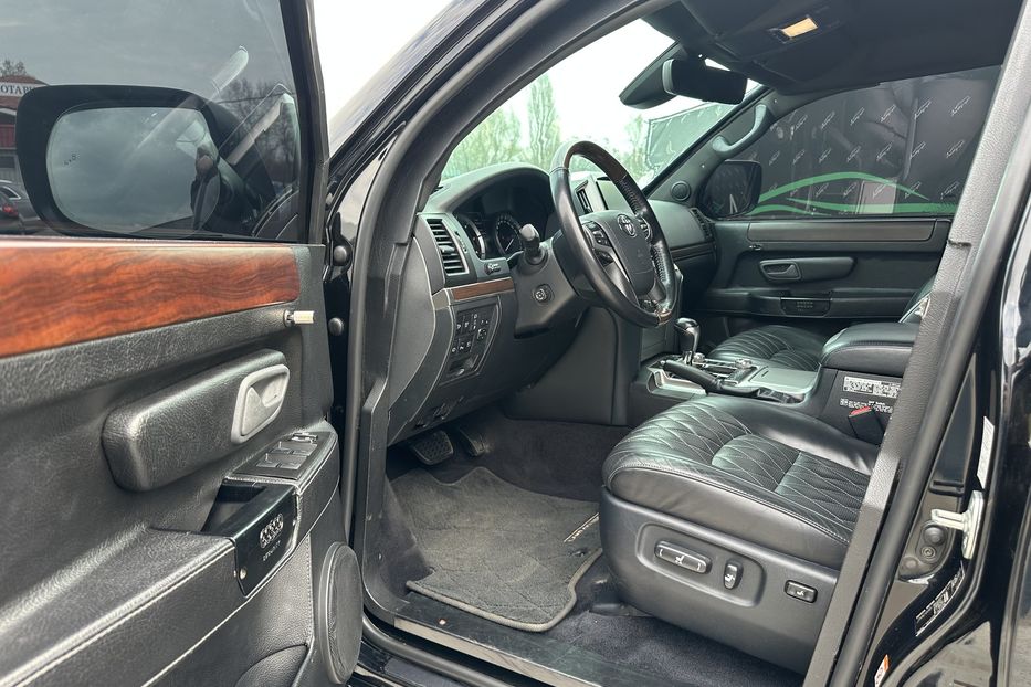 Продам Toyota Land Cruiser 200 B7 AURUM 2018 года в Киеве