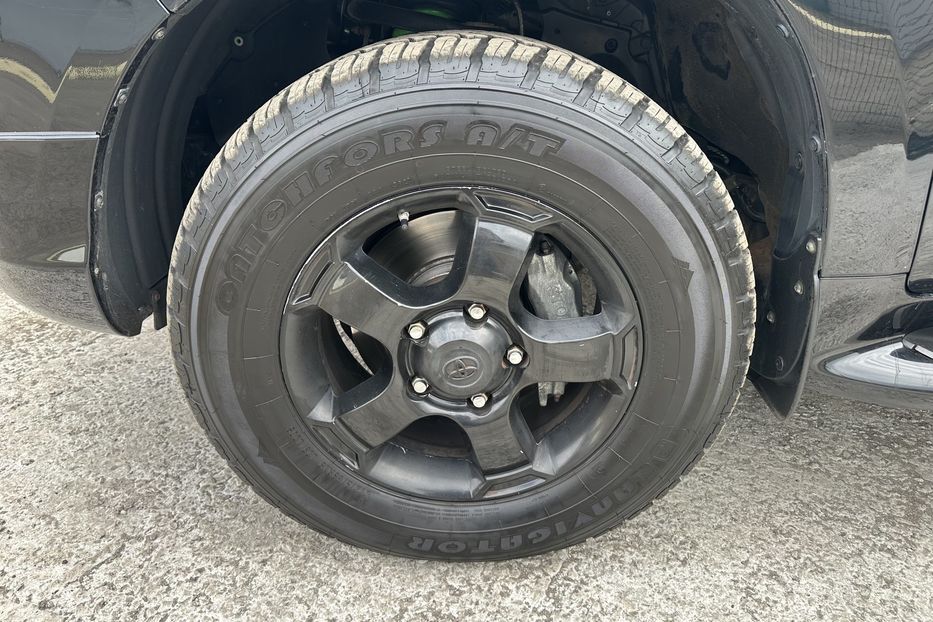 Продам Toyota Land Cruiser 200 B7 AURUM 2018 года в Киеве